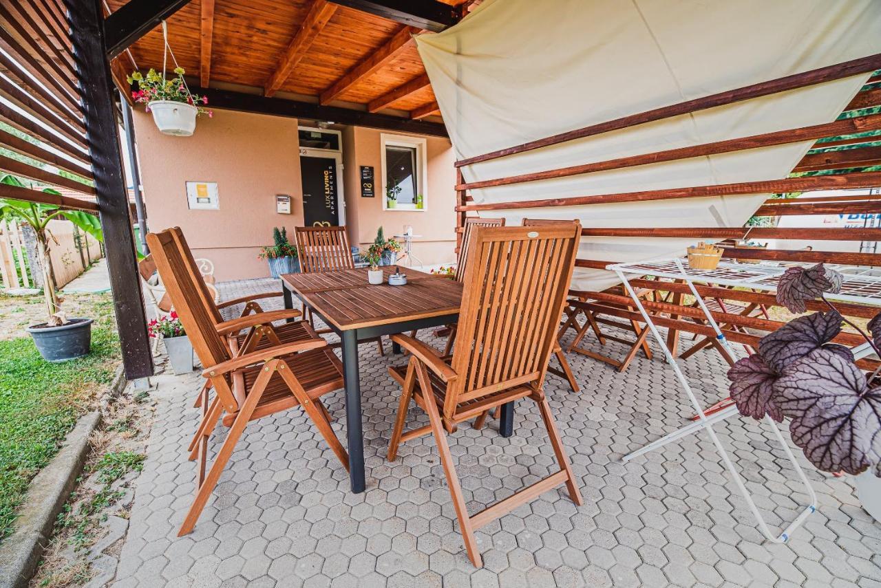 Lux Living Apartments Budic Near Terme Catez Brezice Bagian luar foto